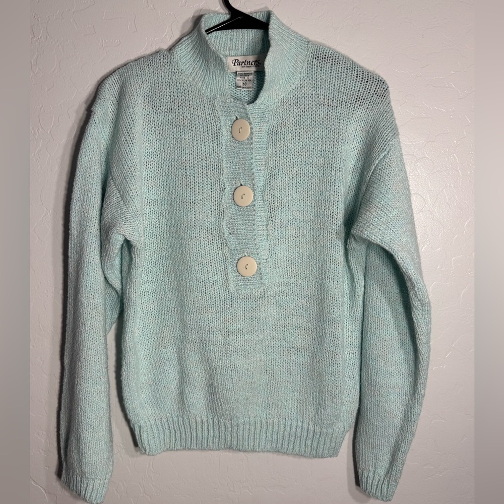 Vintage Partners‎ by Mervyn’s Light Aqua Knit Sweater Medium 3 Button Pullover